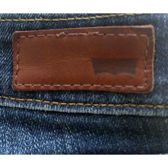 Levi's Bold Curve Boot Cut Skinny Denim Blue Dark Wash Jeans Womens Size 26x32 - Picture 5 of 10